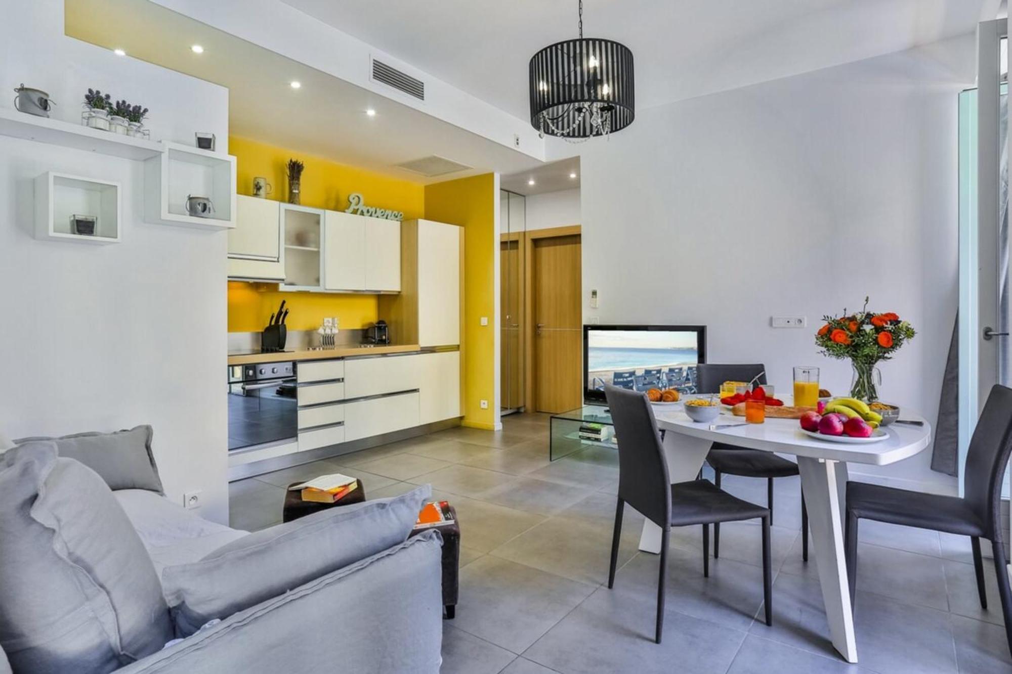 France 82 D - 2 Rooms - Terrace - 1 Min To The Sea Nice Luaran gambar